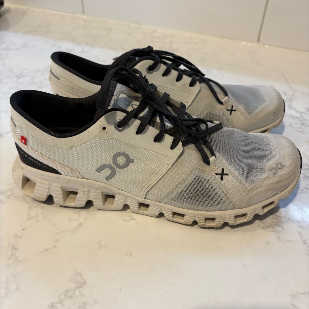 On Cloud X 3 - Women's shoes